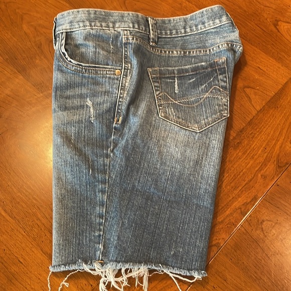 MOSSIMO SUPPLY CO Womens 9” Stretch Denim Short - size 5 - Picture 7 of 14